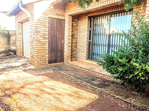3 Bedroom House 3 Bedroom House