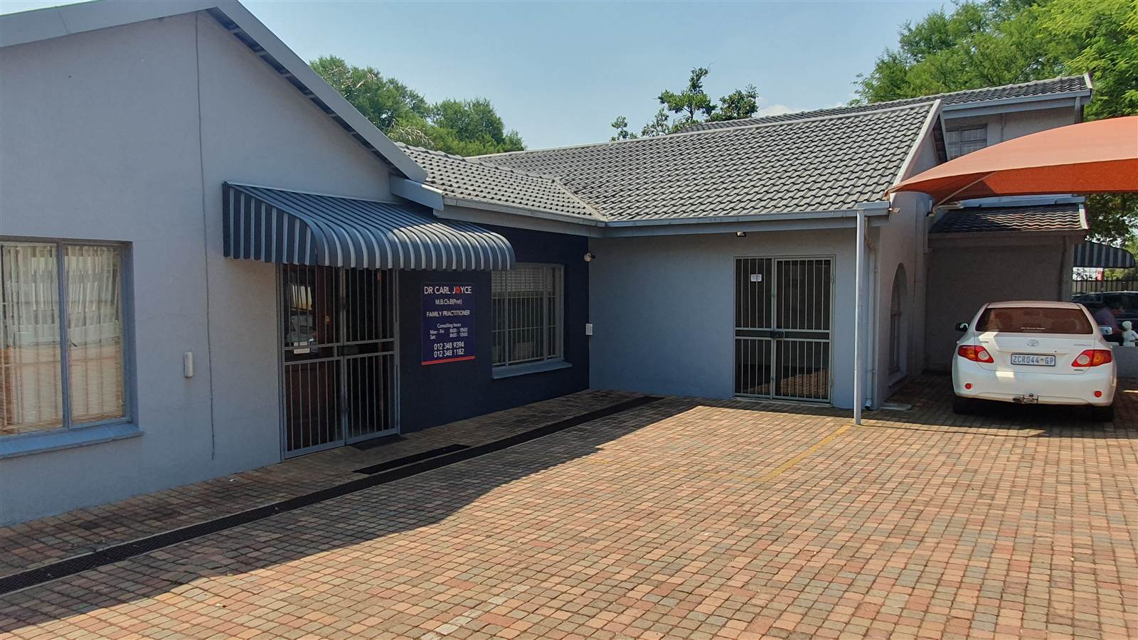 352  m² Commercial space in Garsfontein photo number 4