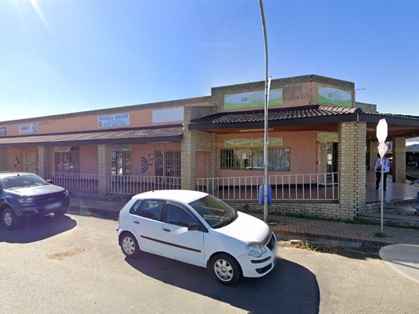 45  m² Commercial space