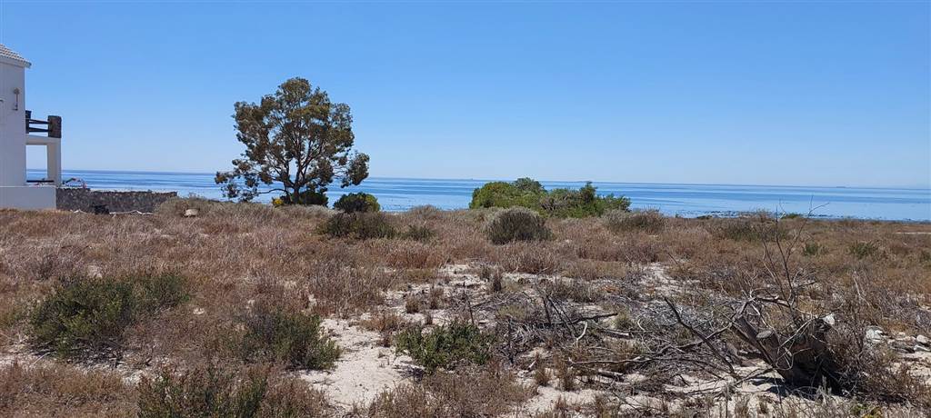 607 m² Land available in Sandy Point photo number 1