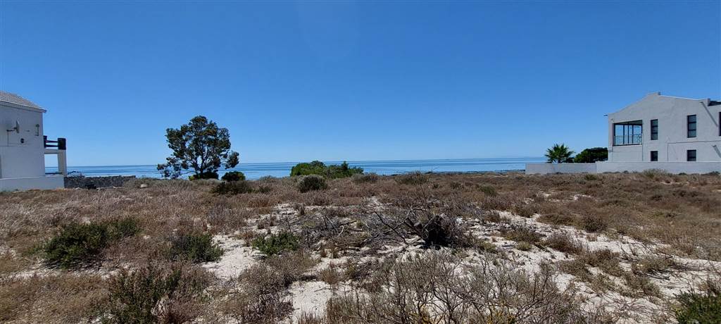 607 m² Land available in Sandy Point photo number 2