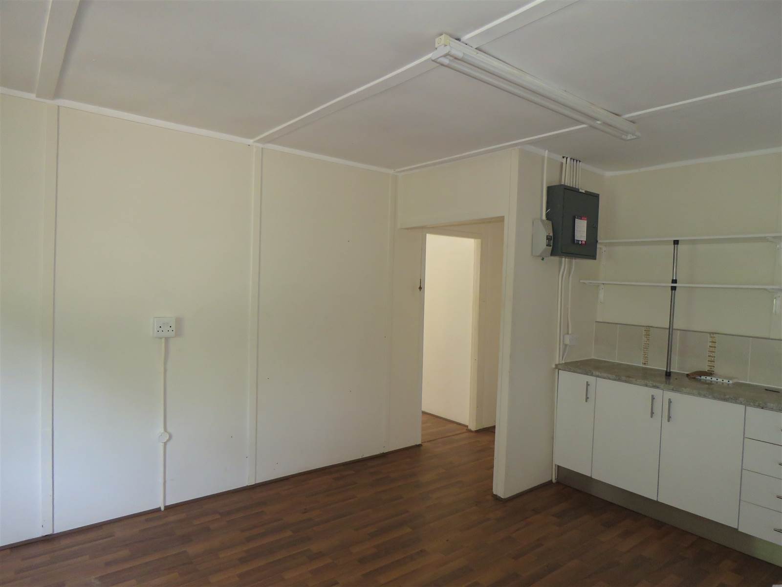 3 Bed House in Barrydale photo number 6