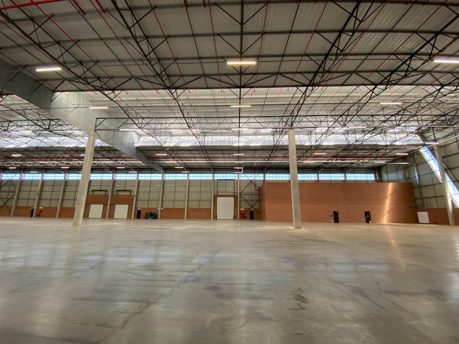 3253  m² Industrial space in Louwlardia photo number 2