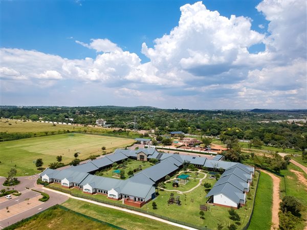 800 m² Land available in Helderfontein Estate