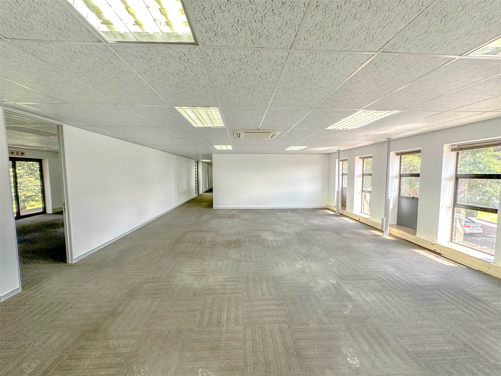 442  m² Commercial space in Hurlingham photo number 20