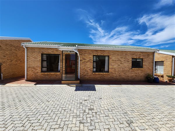 2 Bedroom Townhouse 2 Bedroom Townhouse