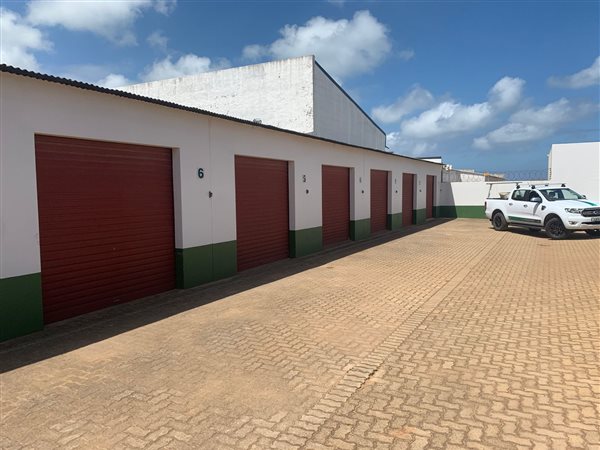 31  m² Industrial space in St Francis Bay