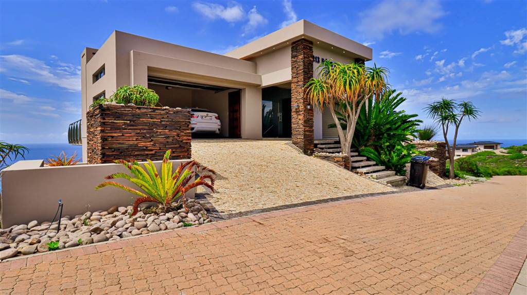 6 Bed House in Pinnacle Point Golf Estate photo number 1