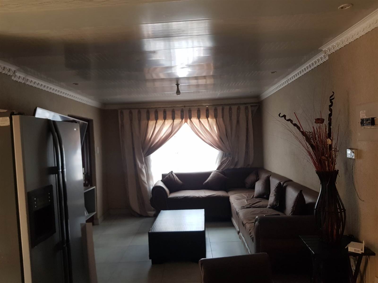 3 Bed House in Kwa Thema photo number 10