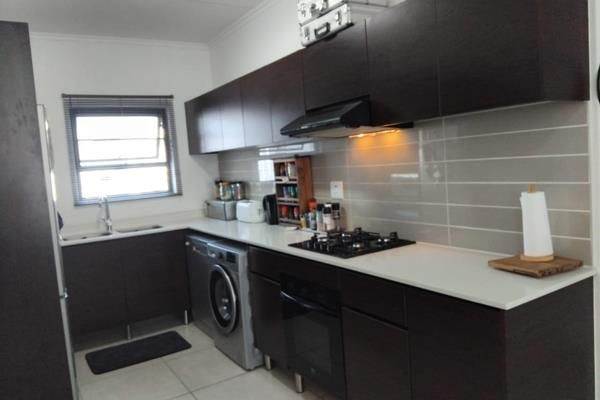 2 Bed Apartment in Edenvale photo number 2