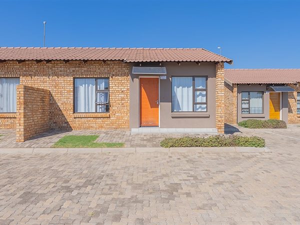 2 Bed Townhouse in Dawnpark