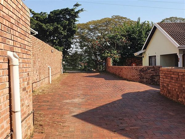 4 Bed Townhouse in Verulam Central