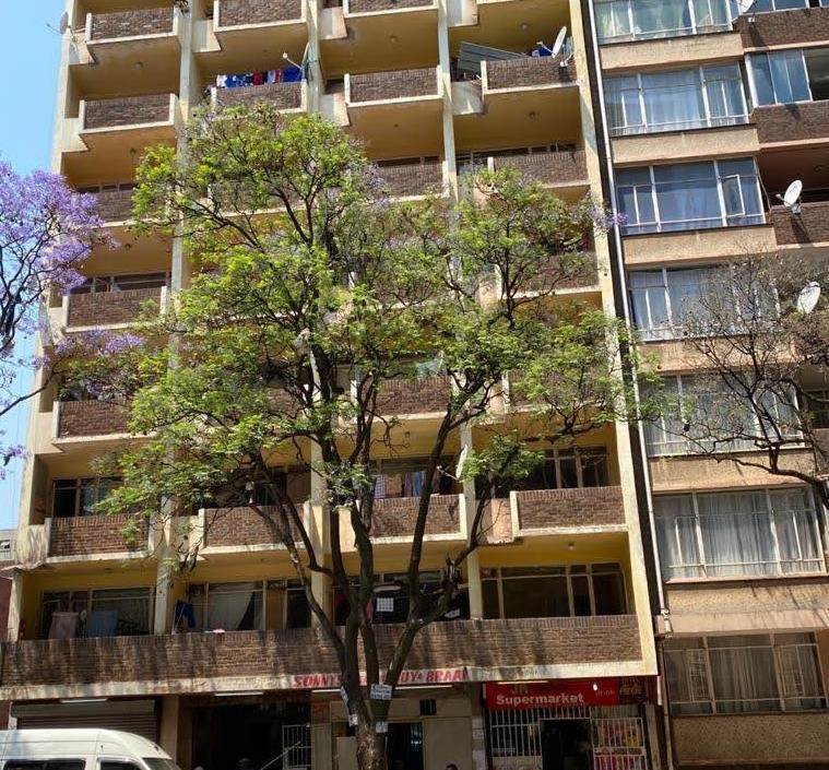 3028  m² Commercial space in Hillbrow photo number 3