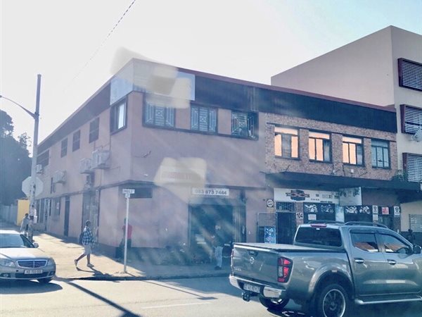 180 m² Office Space 180 m² Office Space