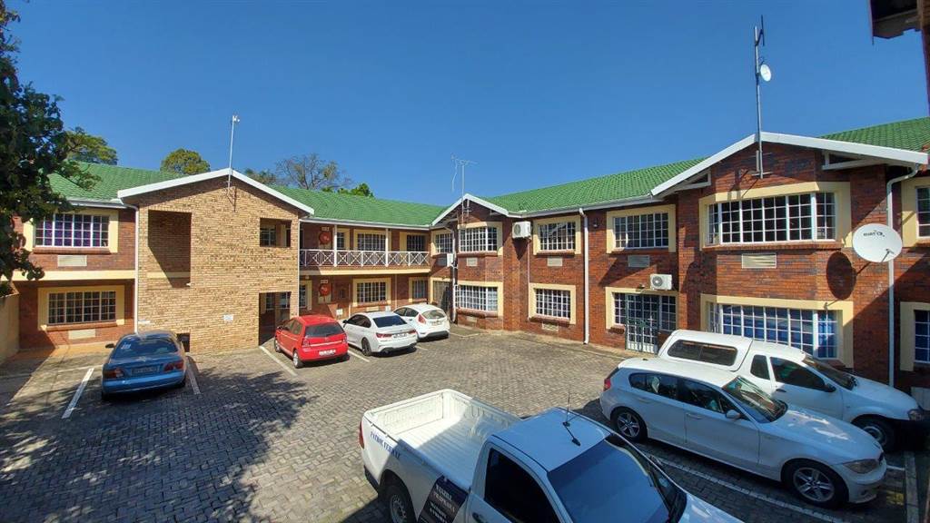 74  m² Commercial space in Nelspruit Central photo number 9