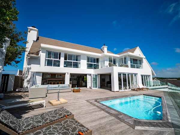 6 Bed House in St Francis Bay