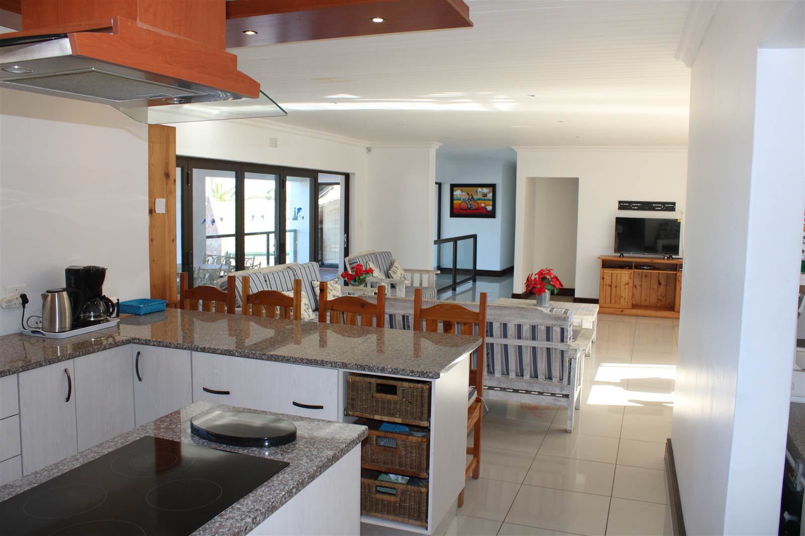 4 Bed House in Middedorp photo number 6