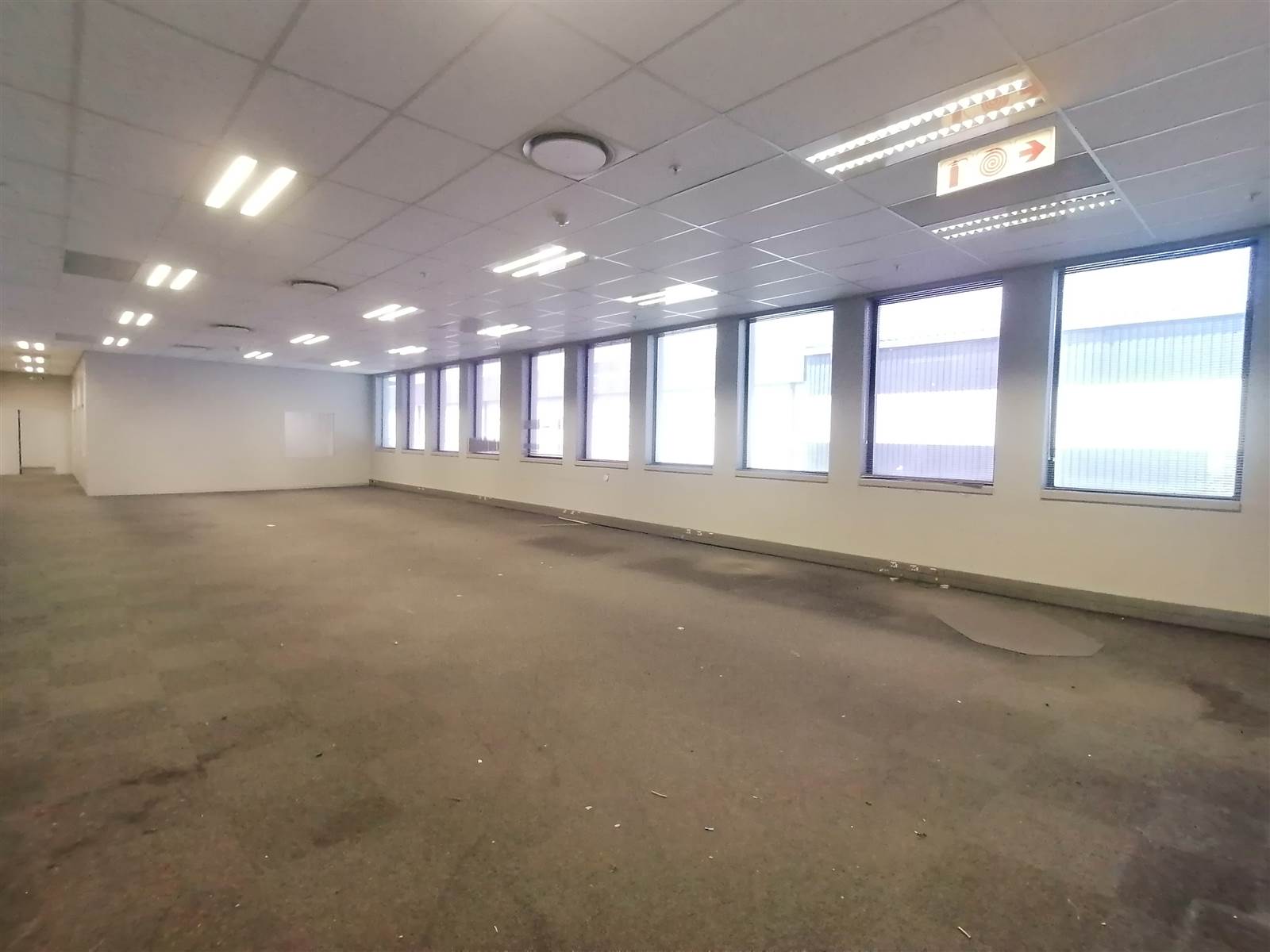 1661  m² Commercial space in Kelvin photo number 20