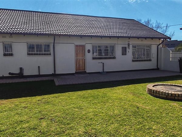3 Bedroom House 3 Bedroom House