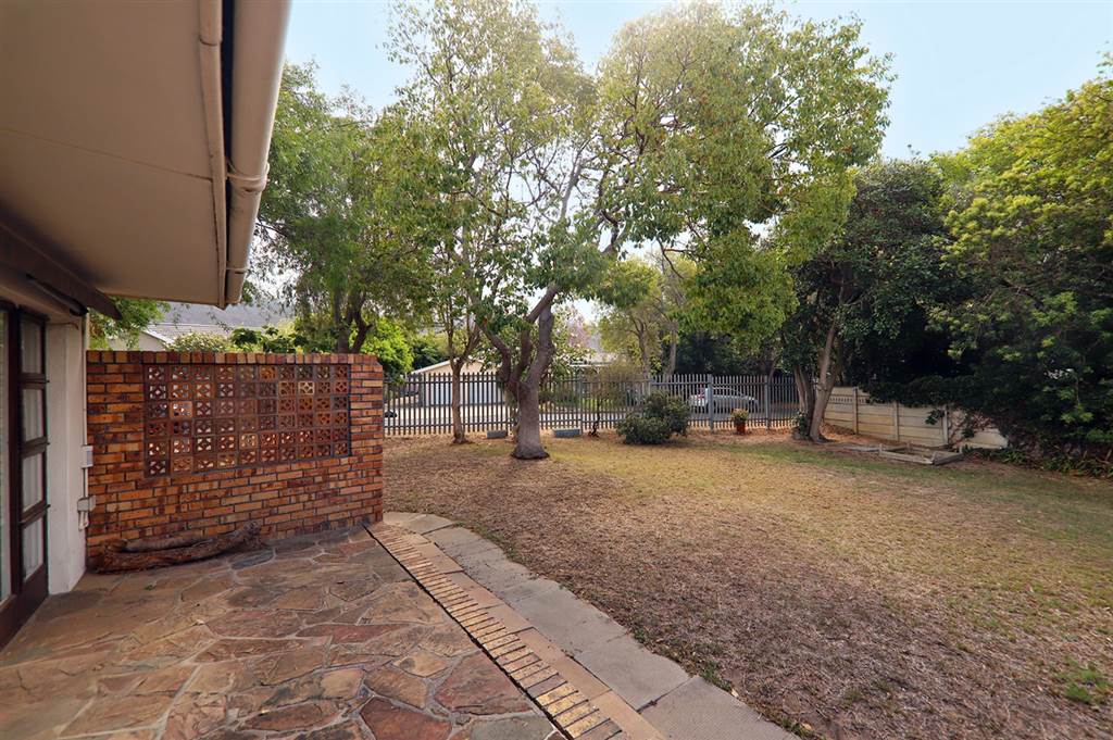 4 Bed House in Tokai photo number 26