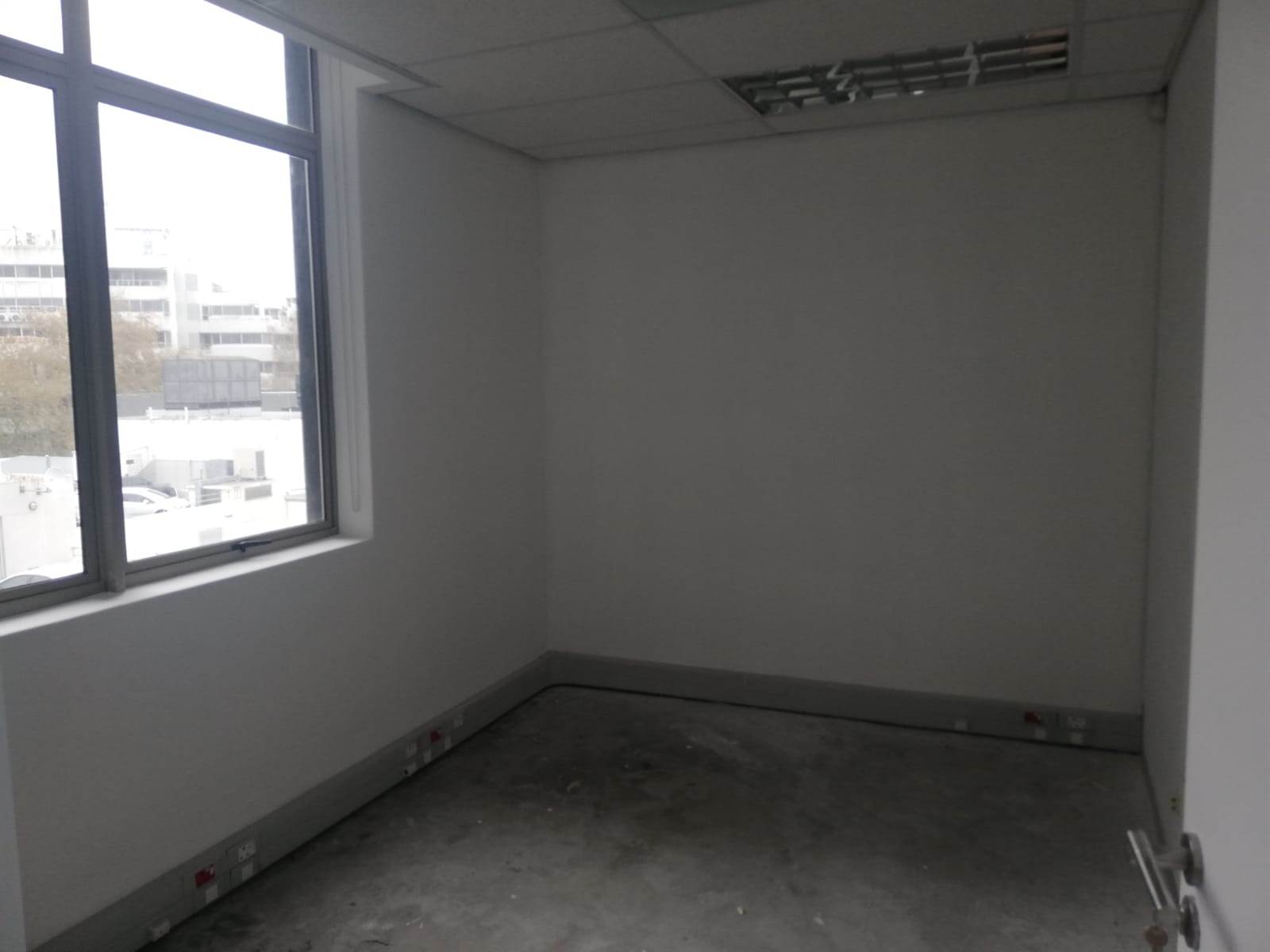 615  m² Office Space in Claremont photo number 21