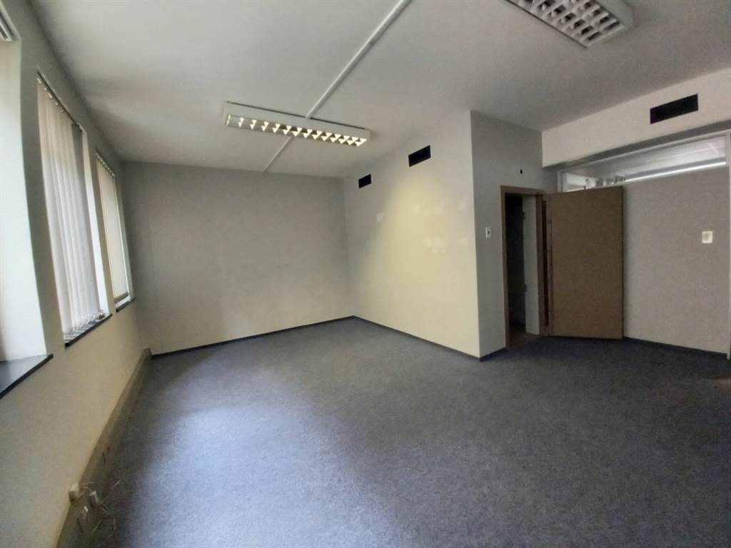 20  m² Office Space in Pretoria Central photo number 17