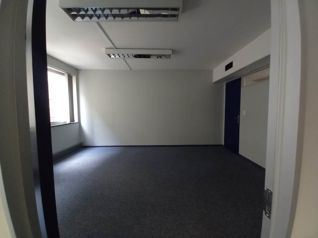 20  m² Office Space in Pretoria Central photo number 20