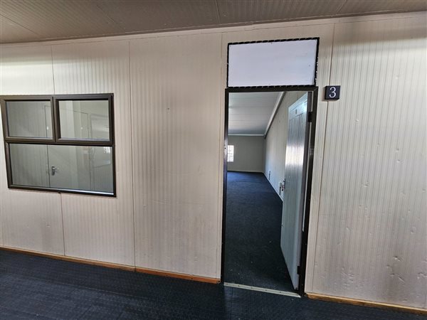 Commercial space Commercial space