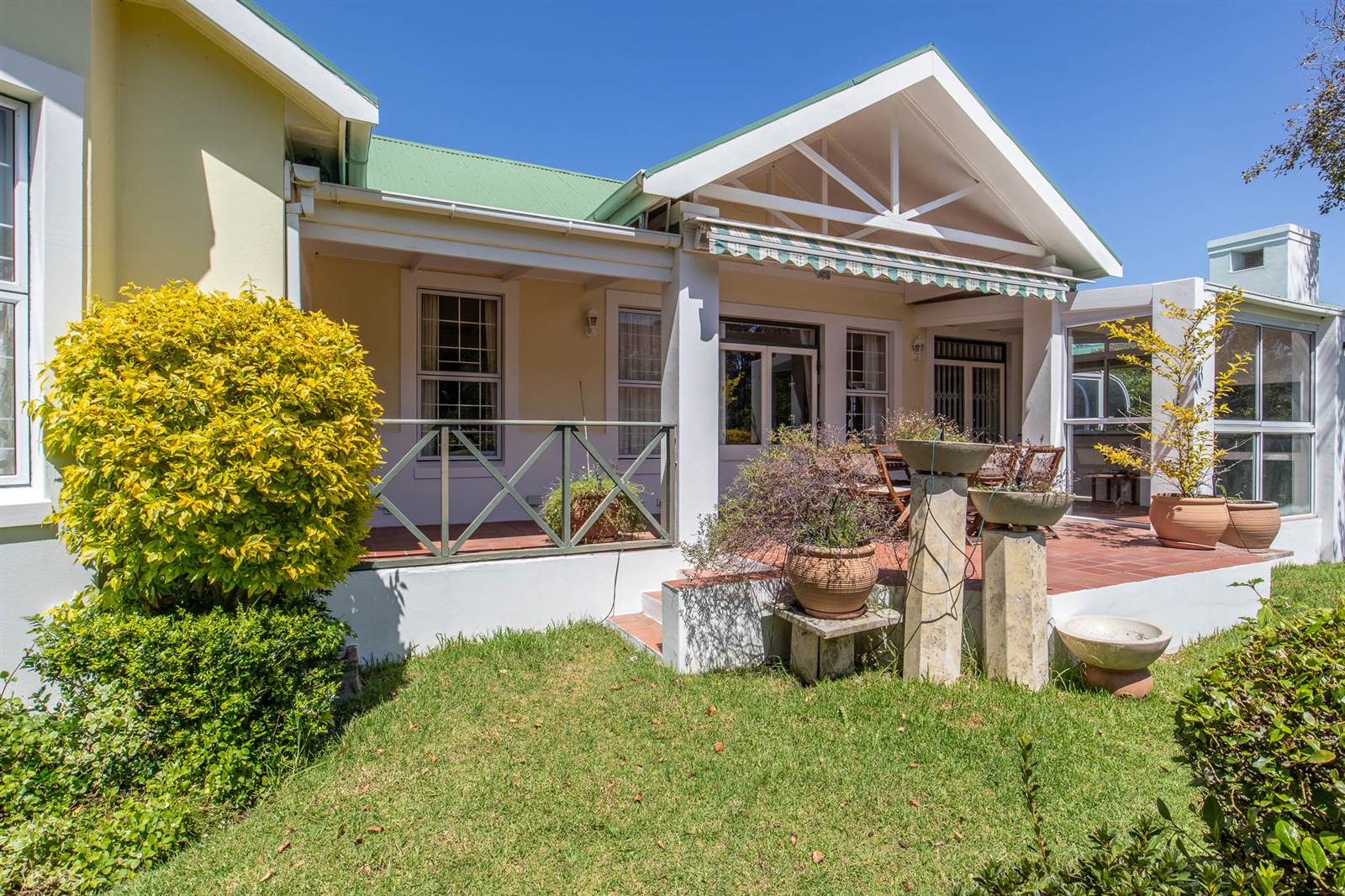 3 Bed House in Constantia Hill Estate photo number 4