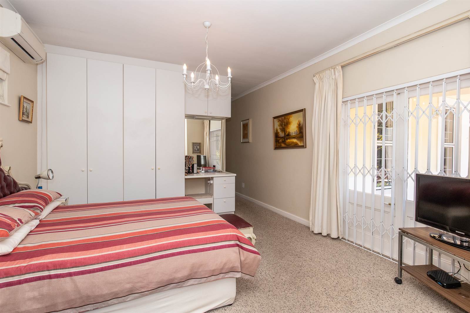 3 Bed House in Constantia Hill Estate photo number 30