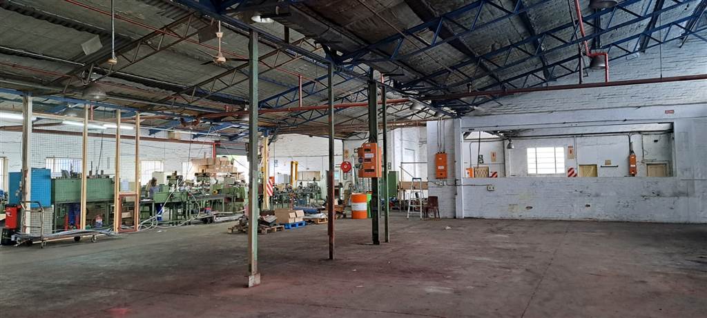 903  m² Industrial space in Pinetown Central photo number 1