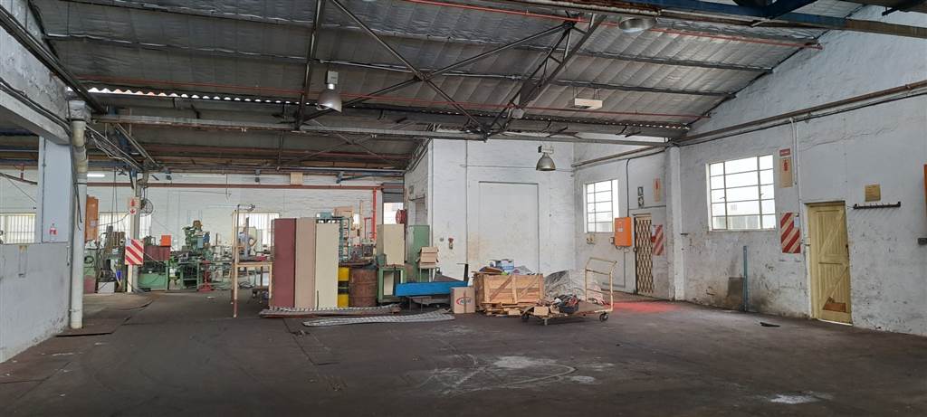 903  m² Industrial space in Pinetown Central photo number 3