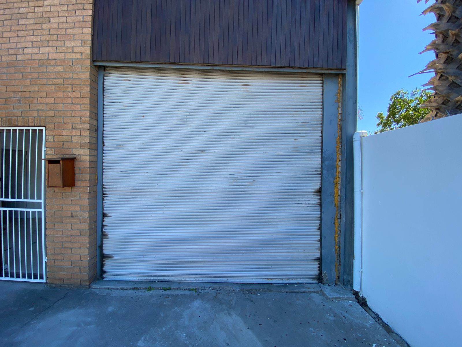 250  m² Industrial space in Somerset West Central photo number 3