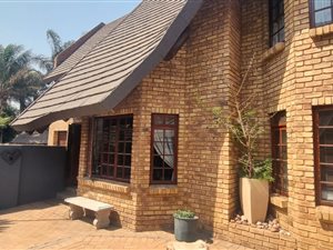 4 Bed House in Dayanglen