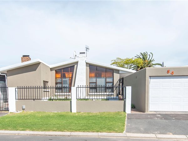 3 Bed House in Belmont Park