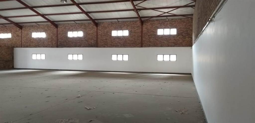 1070  m² Commercial space in Trichardt photo number 7