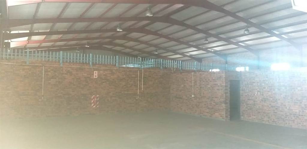 1070  m² Commercial space in Trichardt photo number 13