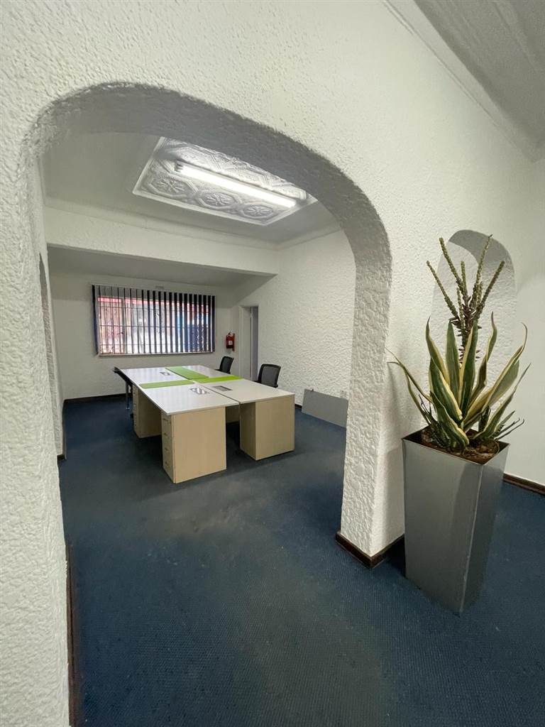 169  m² Office Space in Edenvale photo number 2