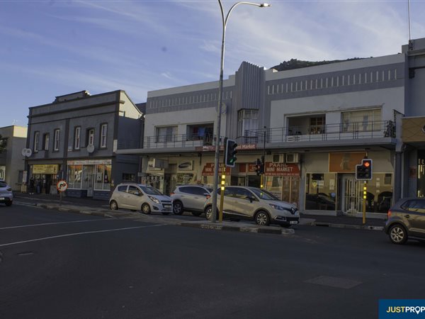 1673  m² Commercial space in Paarl Central West