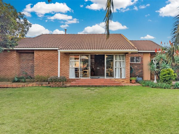 2 Bedroom House 2 Bedroom House