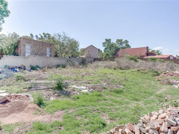 2268 m² Land available in Ferndale