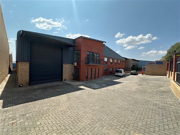 846  m² Industrial space