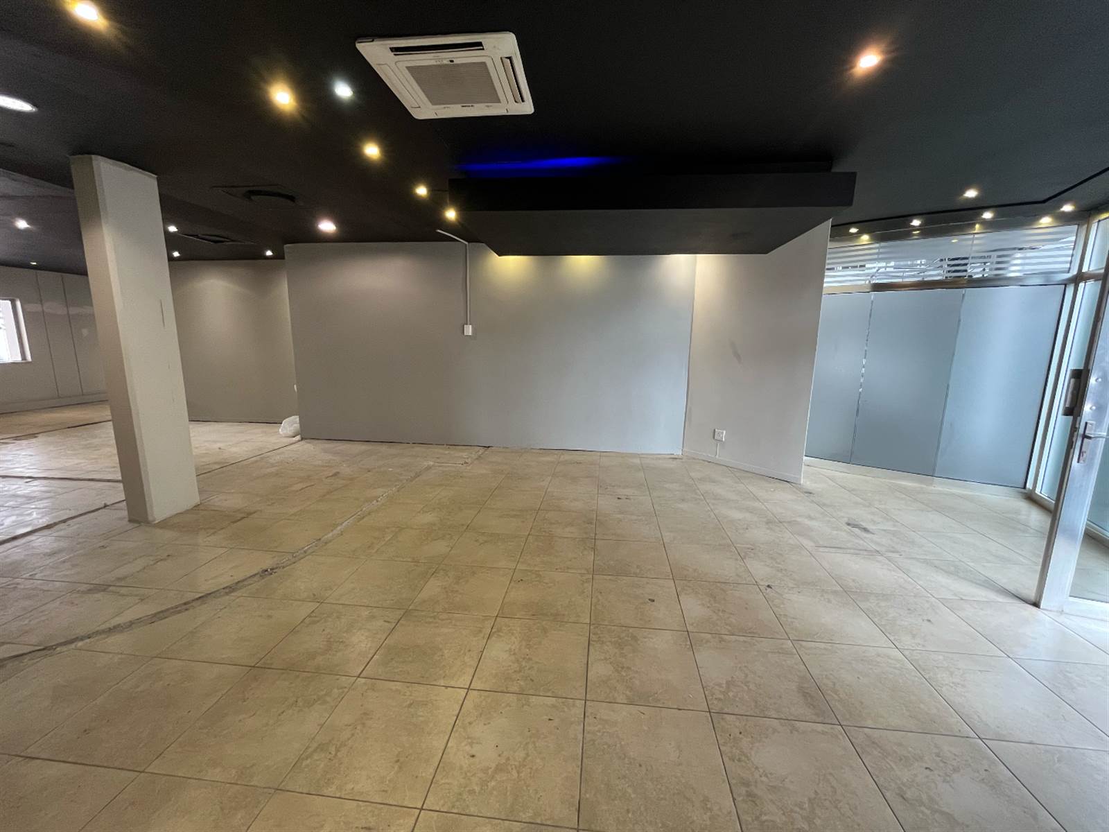 178  m² Commercial space in Bedfordview photo number 4
