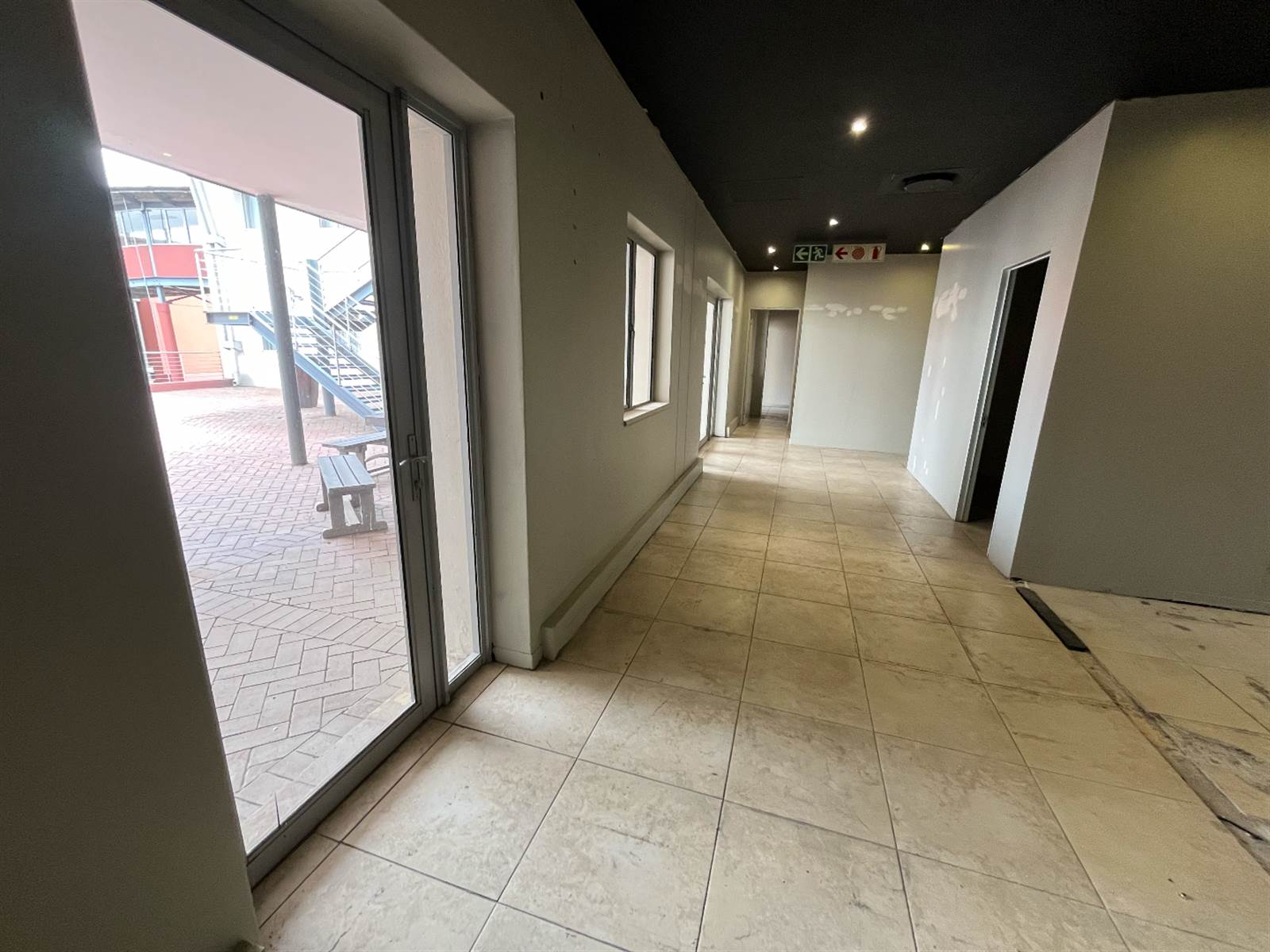 178  m² Commercial space in Bedfordview photo number 7