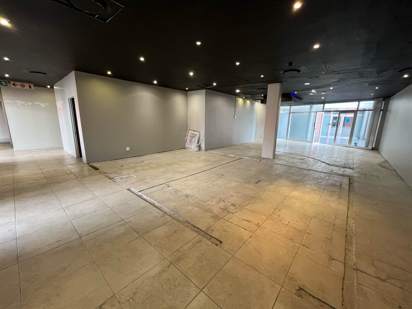 178  m² Commercial space in Bedfordview photo number 5