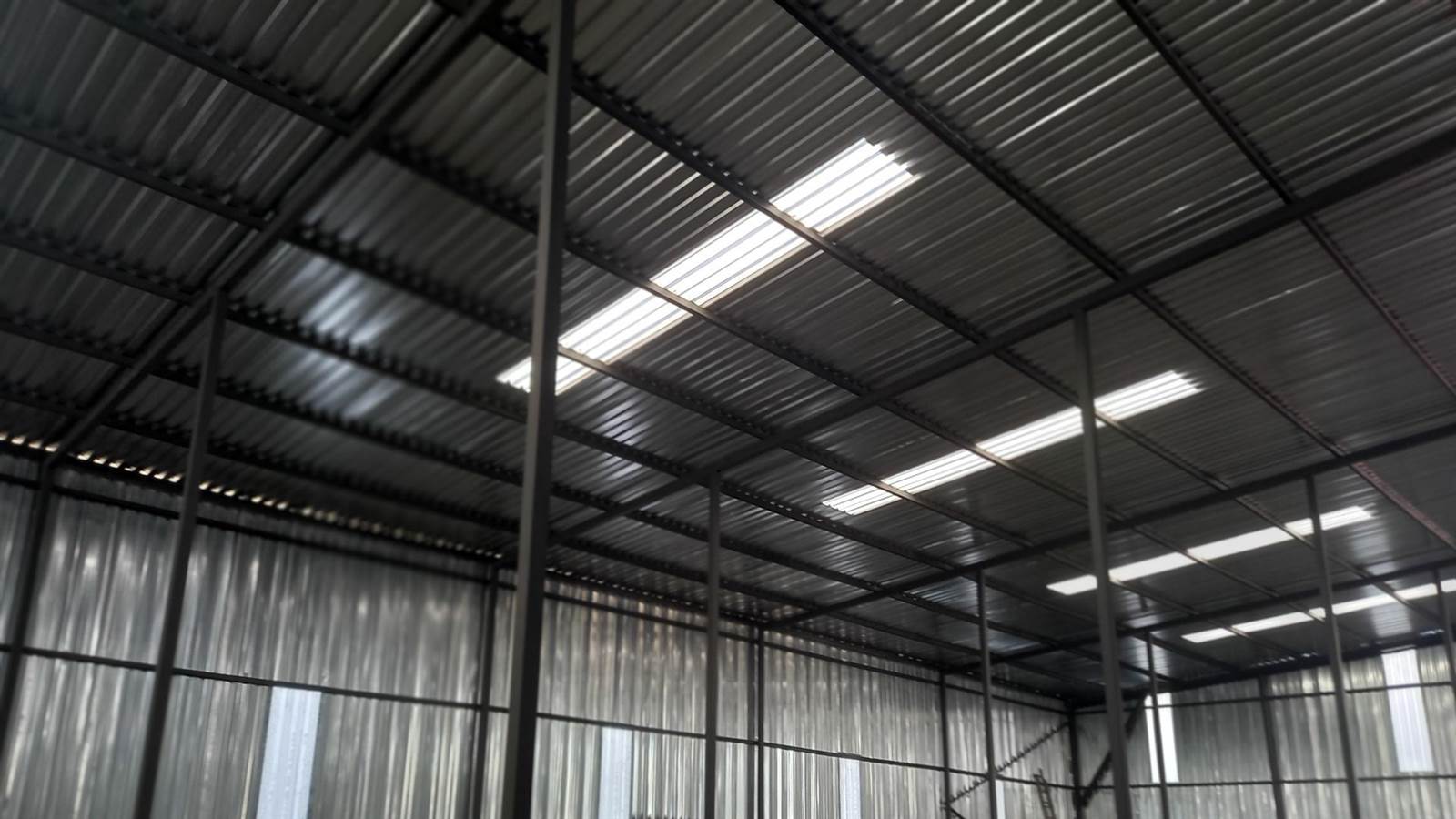 450  m² Industrial space in Pomona AH photo number 9