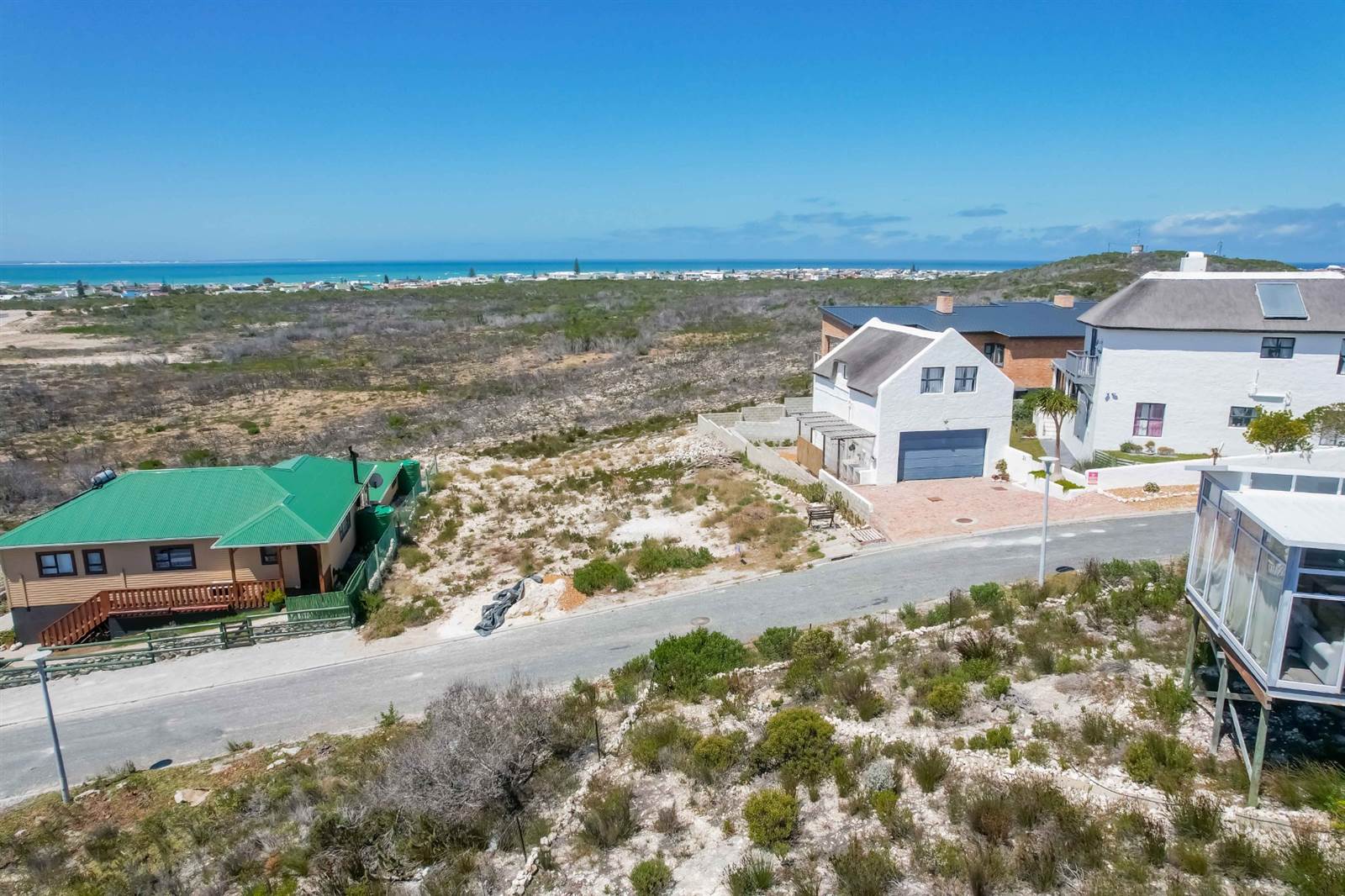 660 m² Land available in Struisbaai photo number 2