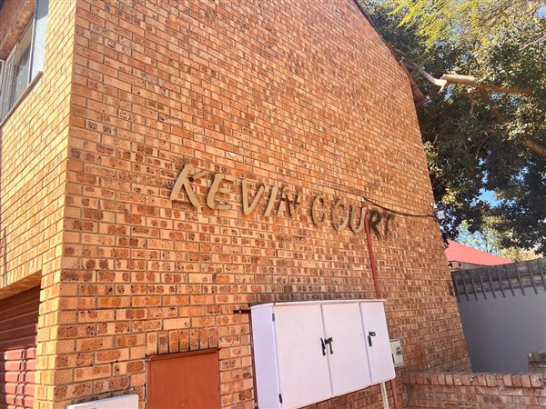 2 Bedroom Townhouse 2 Bedroom Townhouse