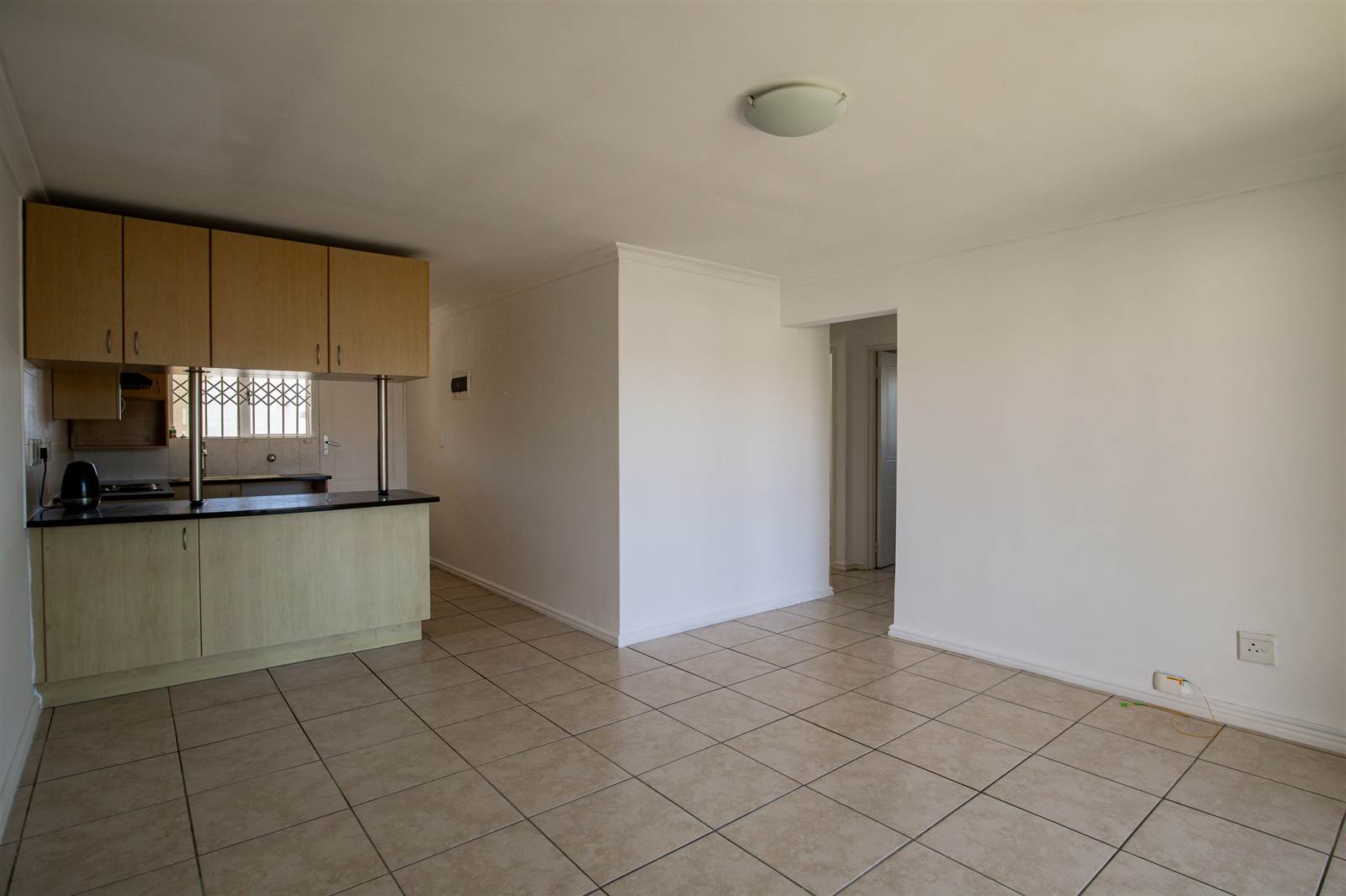 3 Bed Apartment in Muizenberg photo number 7