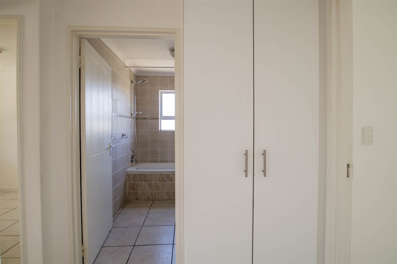 3 Bed Apartment in Muizenberg photo number 17